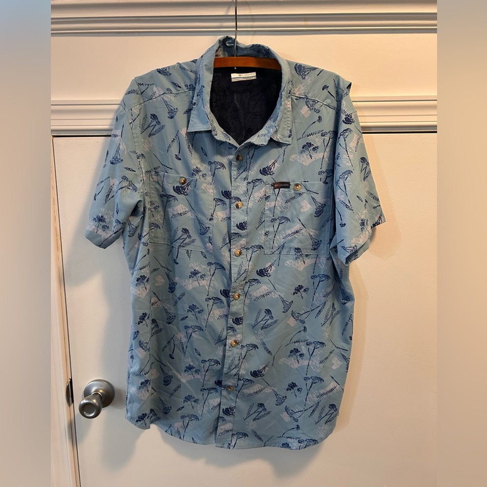 Columbia‎ Men's Utilizer Woven Short Sleeve Shirt Blue Yarrow Mirage LG